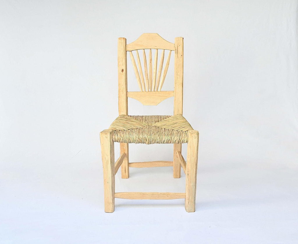 Set of 2 Handmade Wood Woven Chairs with Natural Palm Fiber U425