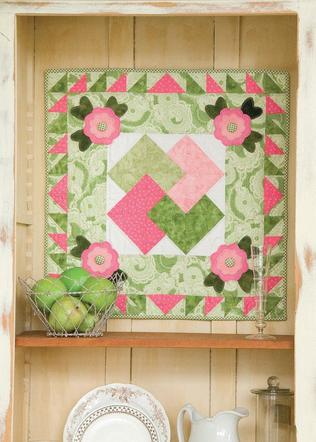 McCall's Quilting Wall Quilts Easy Patterns for Year-Round Decorating P754542