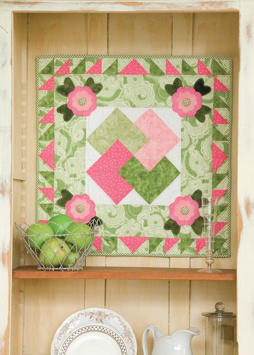 McCall's Quilting Wall Quilts Easy Patterns for Year-Round Decorating P754542