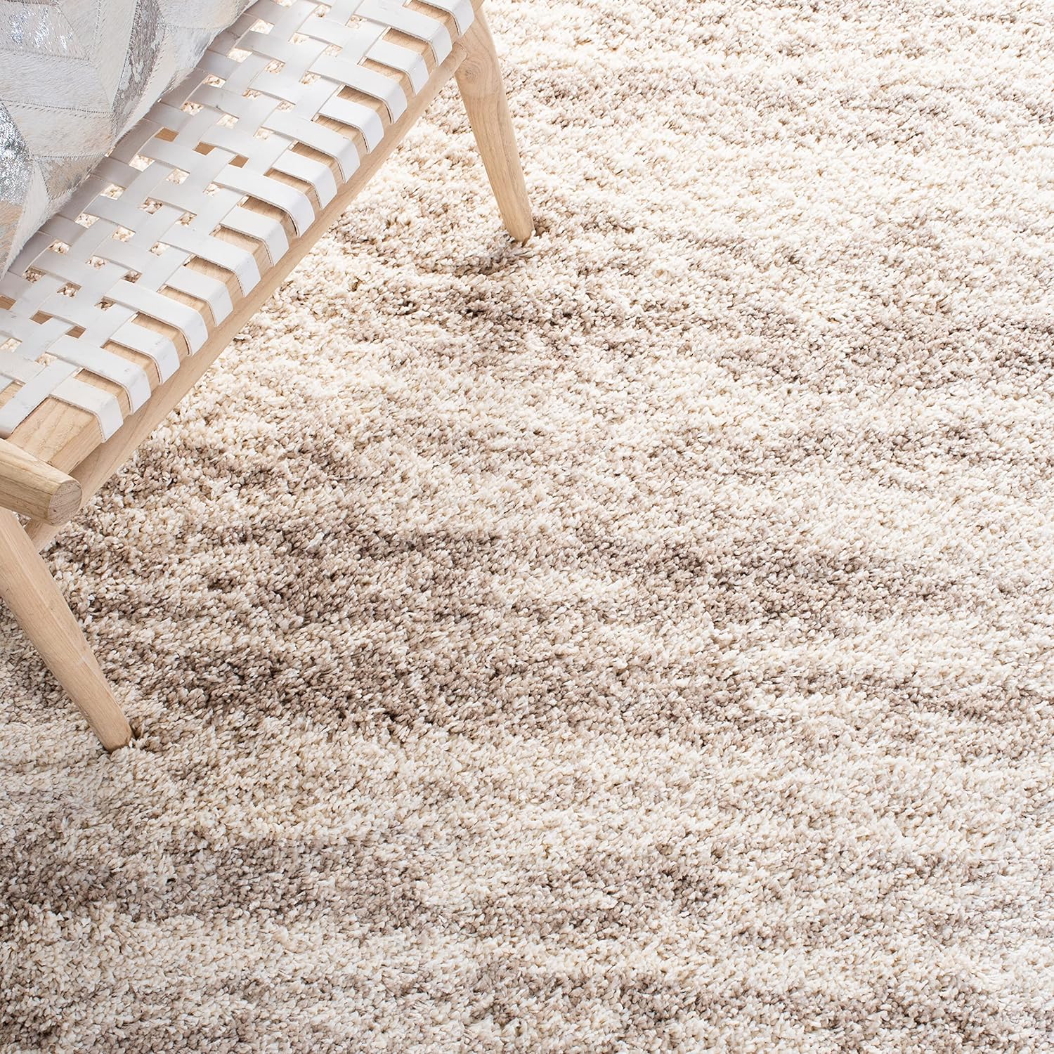 SAFAVIEH Hudson Shag Collection Area Rug 5'3" x 7'6", Ivory & Beige W921