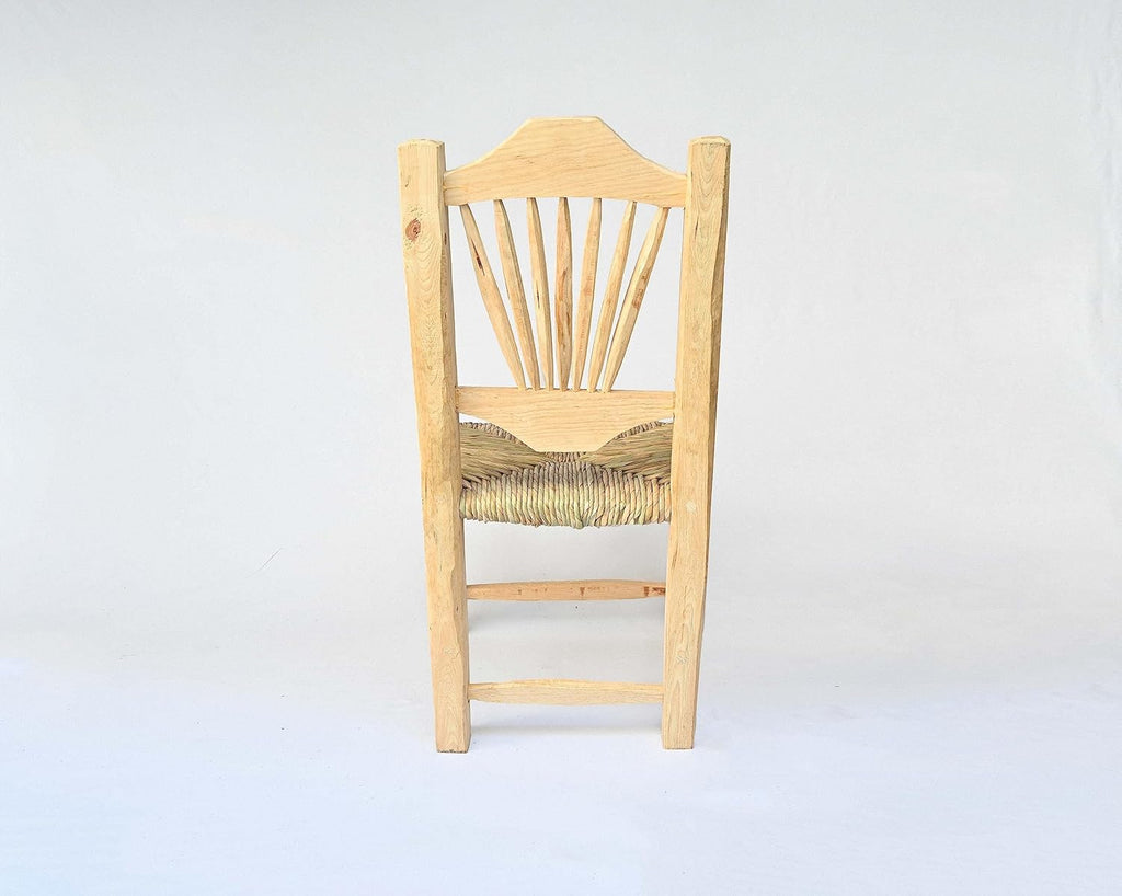 Set of 2 Handmade Wood Woven Chairs with Natural Palm Fiber U425