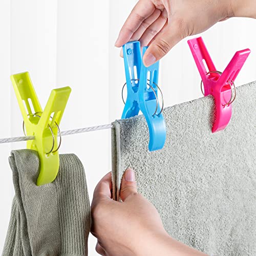 Beach Towel Clips for Chairs, Plastic Clothes Pegs Hanging Clamps (8 Pack) Q78986