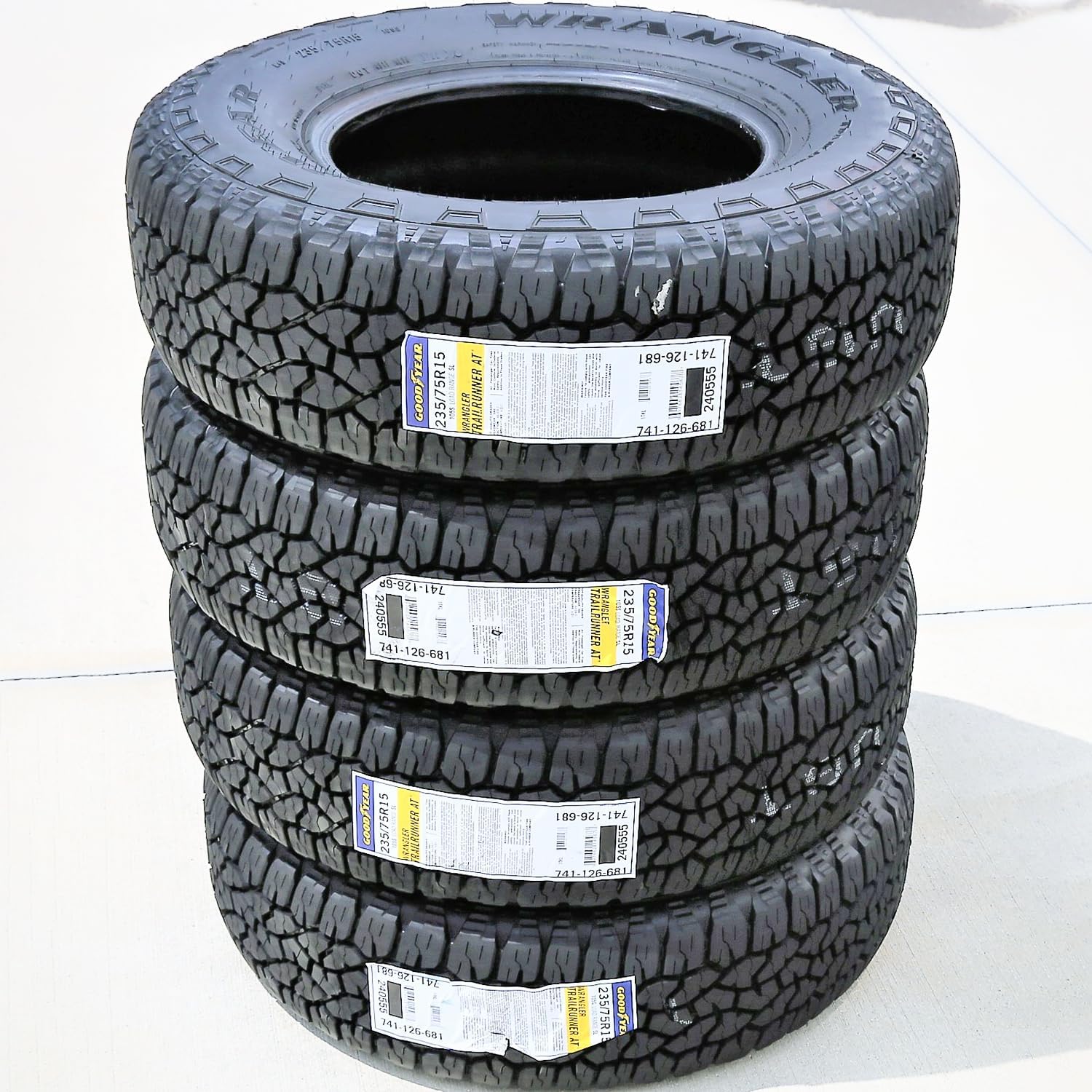 Goodyear Wrangler TrailRunner AT 235/75R15 Radial H972561