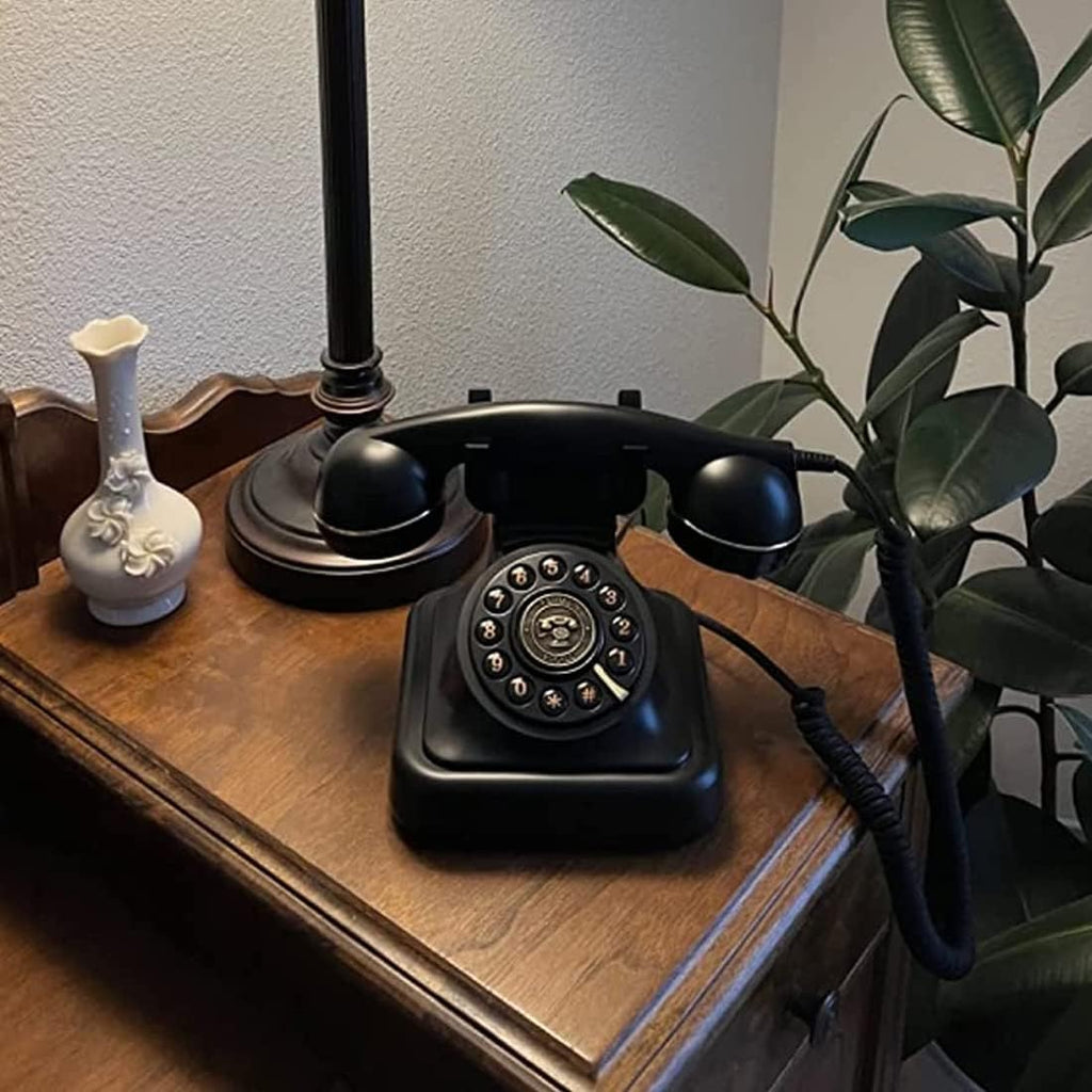 Retro Landline Telephone 1960's Classic Corded Dial Desk Phone E6147