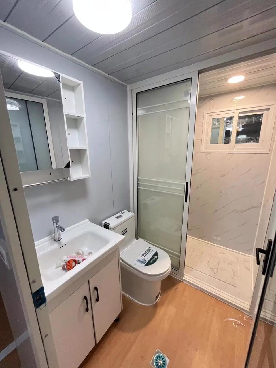 20ft Prefabricated Mobile Home with Bedrooms and Kitchen A8328